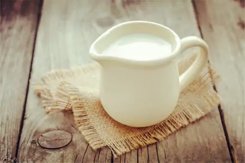 全脂牛奶有什么特点 高钙奶，全脂奶、脱脂奶，有何区别？