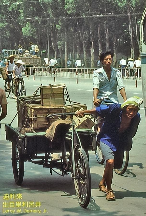 太令人怀念了！一个美国小伙，1983年拍摄的广州老照片